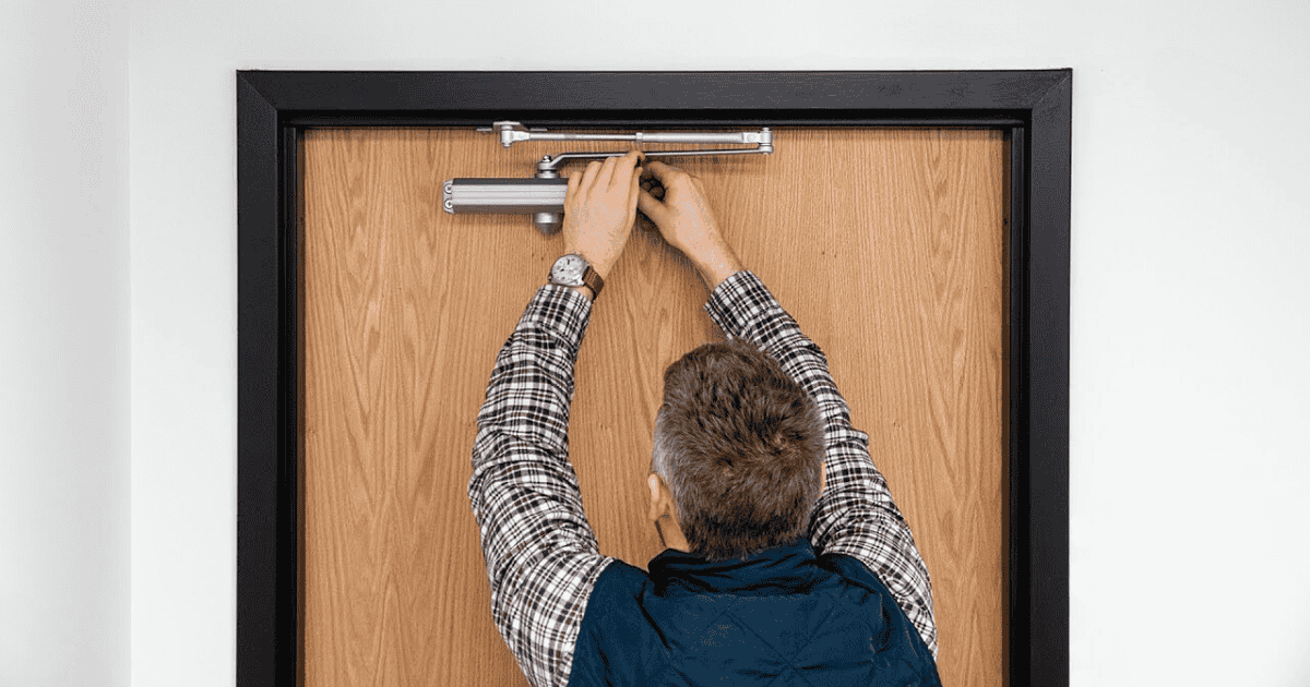 Lựa chọn cửa nội thất công nghiệp phù hợp cho từng không gian 9 Đảm bảo kỹ thuật khi lắp đặt